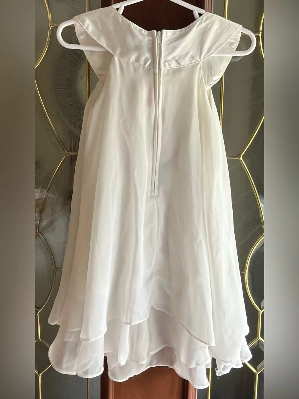 Kid’s Dream Silky Flowy White Halter Top Dress Size 3T/4T